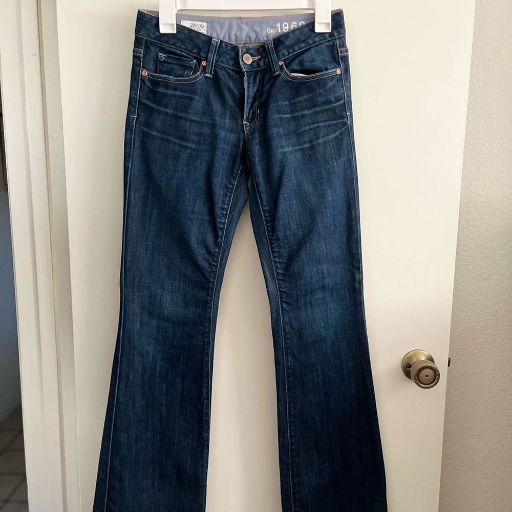 Gap 1969 long flare wide leg jeans size 24